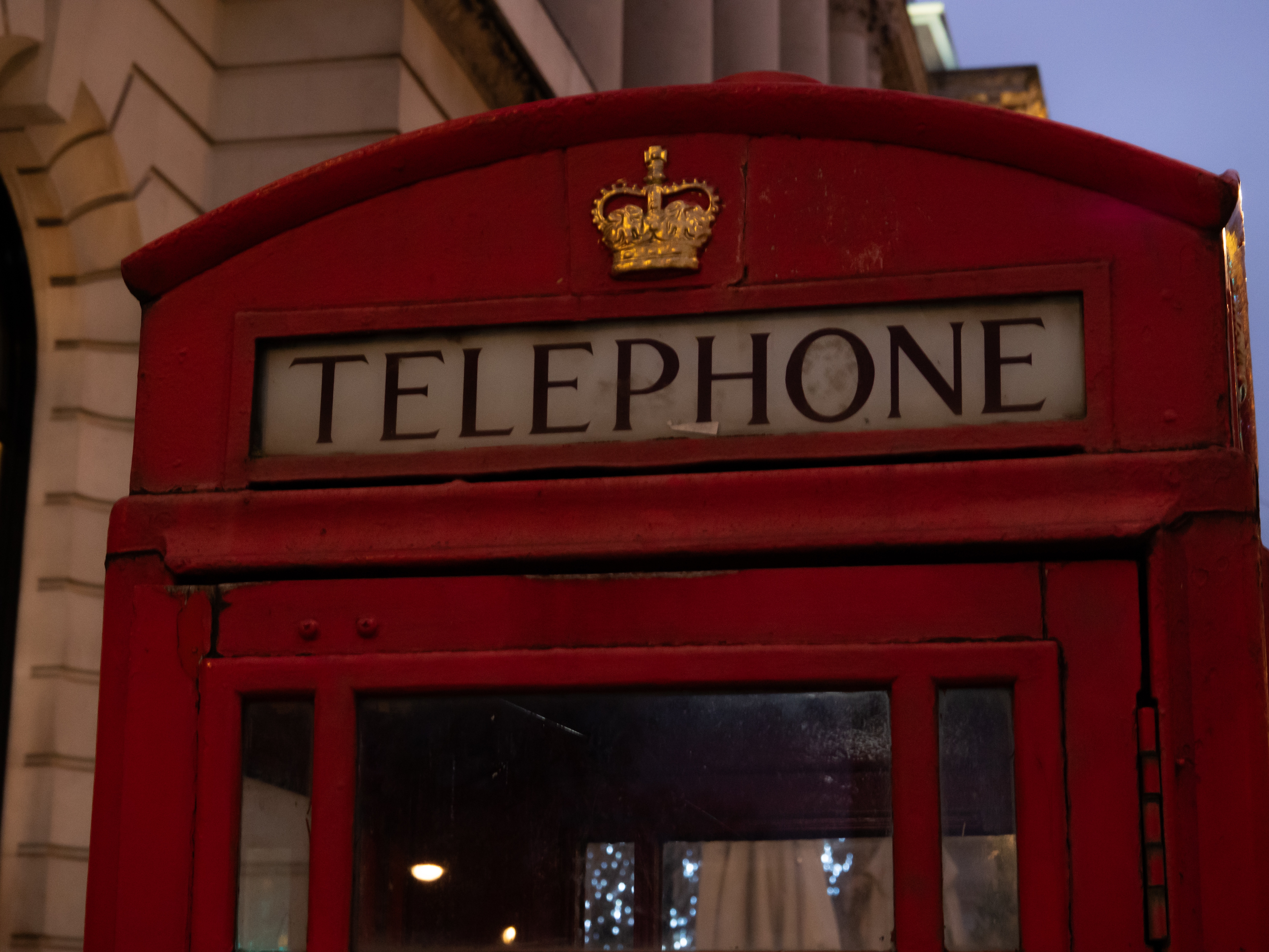 Cabine téléphonique rouge à Londres